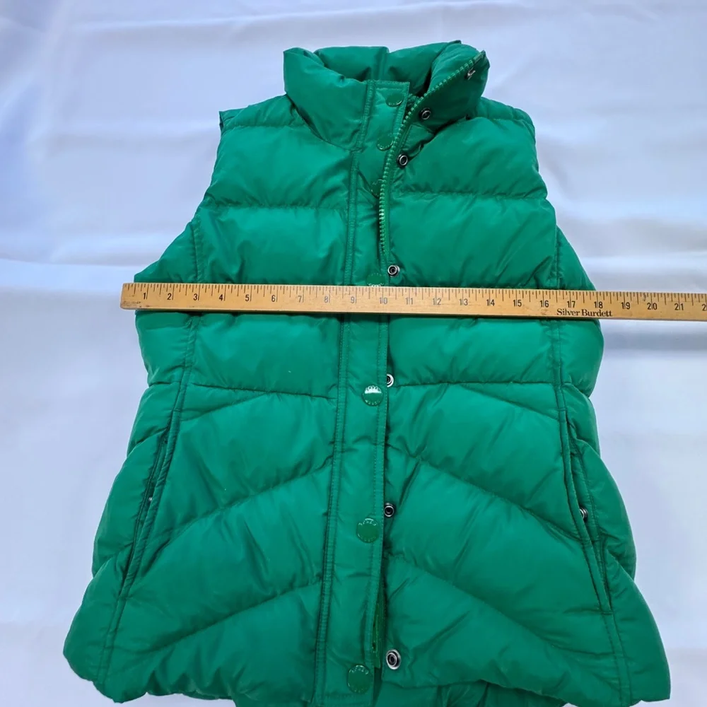 J. Crew Green Puffer Vest Medium - Picture 7 of 8